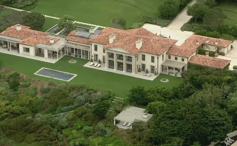 Malibu-mansion.jpg