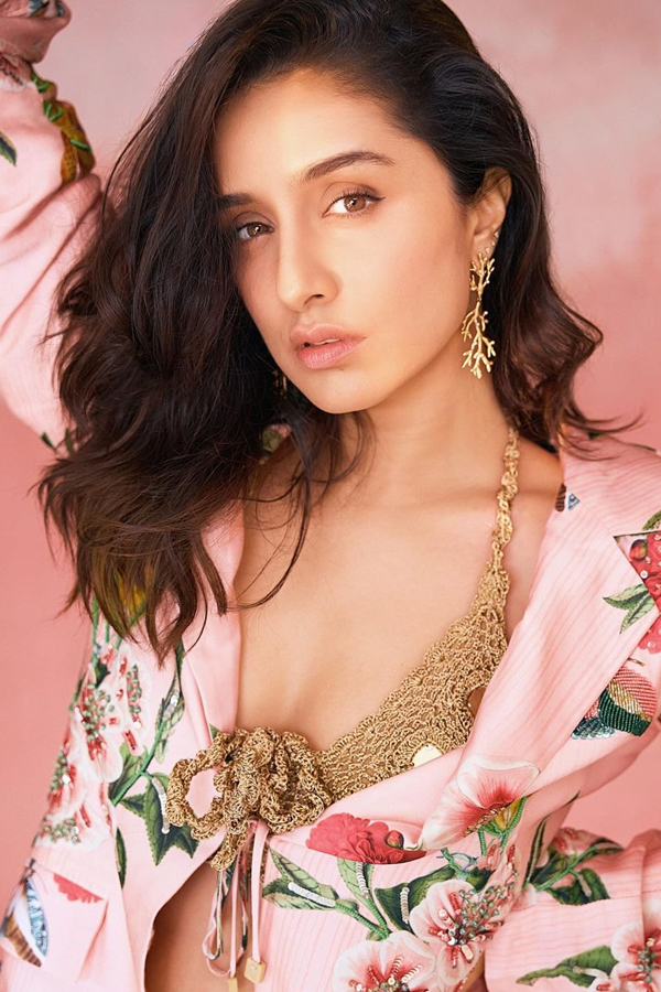 Shraddha-Kapoor-2.jpg 3