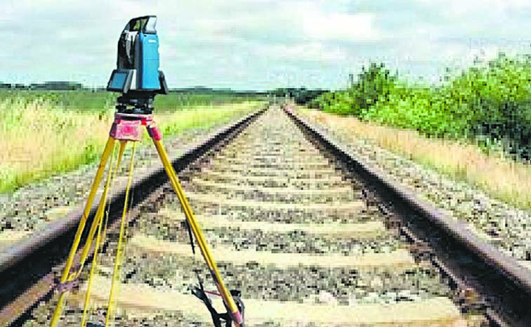TRACK_20SURVEY_2016.jpg