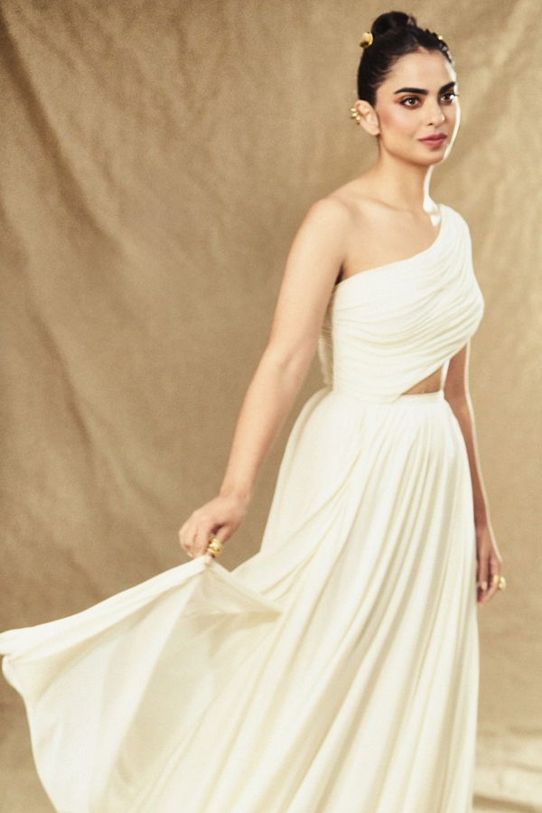 Isha-Ambani-14.jpg 15