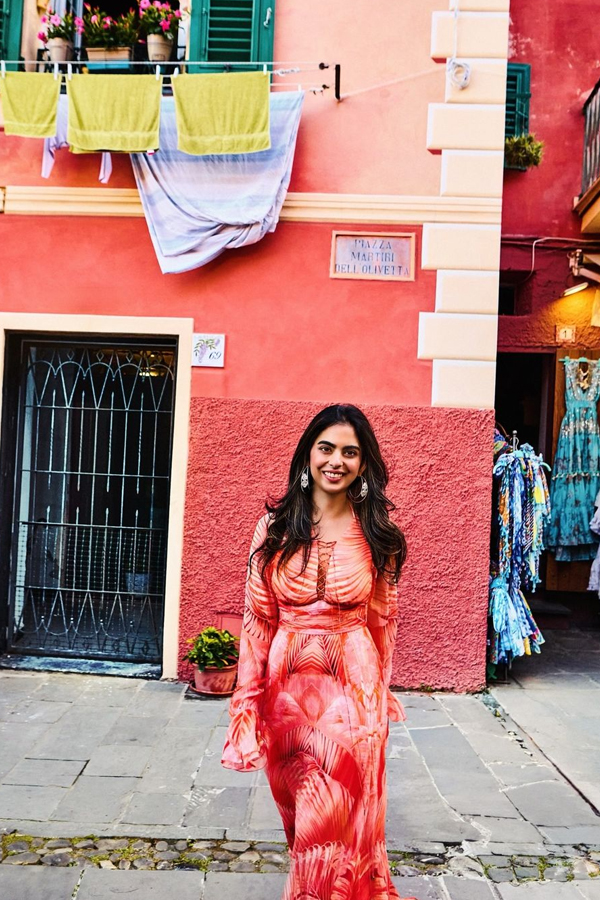 Isha-Ambani-18.jpg 19
