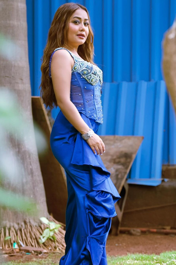 Neha-Kakkar-7.jpg 8