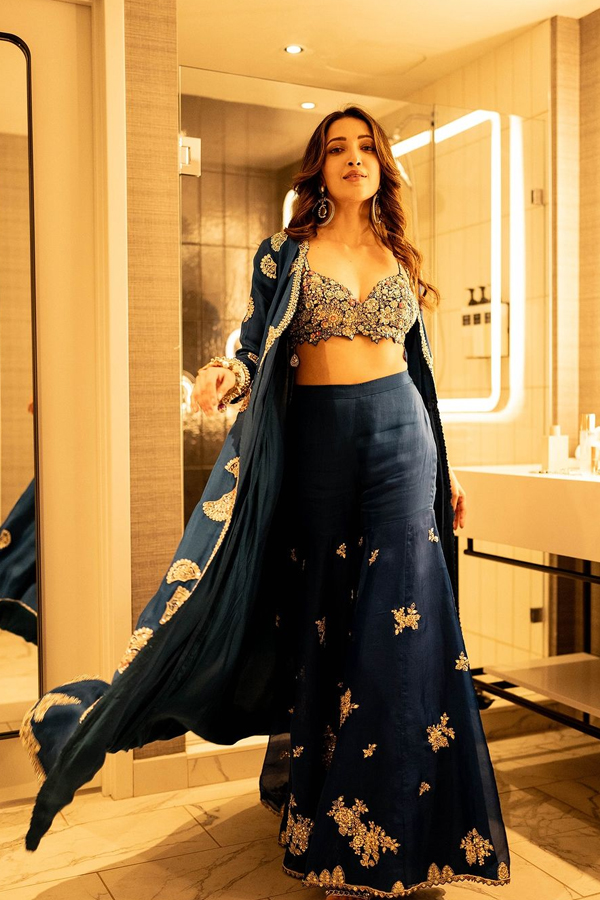 Neha-Shetty-5_0.jpg 6