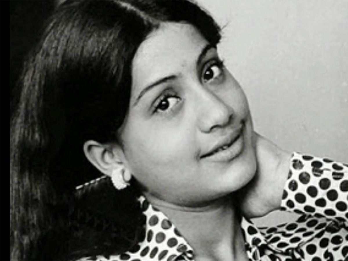 Vijayashanti-1_0.jpg 12