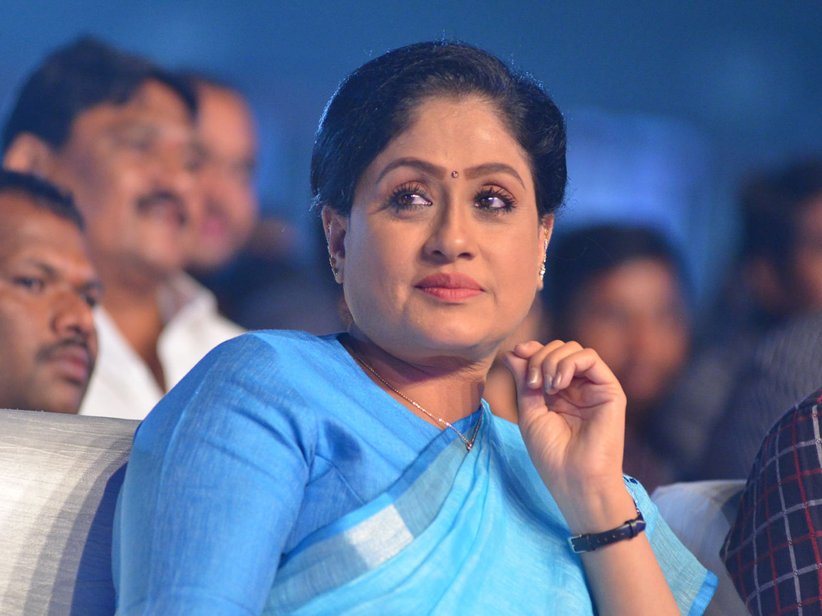 Vijayashanti-29_0.jpg 28