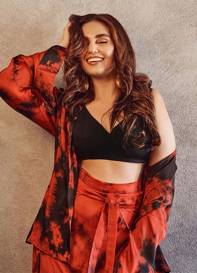 Bollywood_20Actress_20Huma_20Qureshi_20Photos__20_2816_29.jpg 16