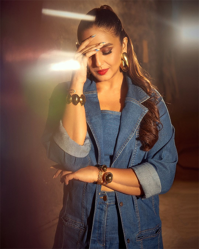 Bollywood_20Actress_20Huma_20Qureshi_20Photos__20_282_29.jpg 2