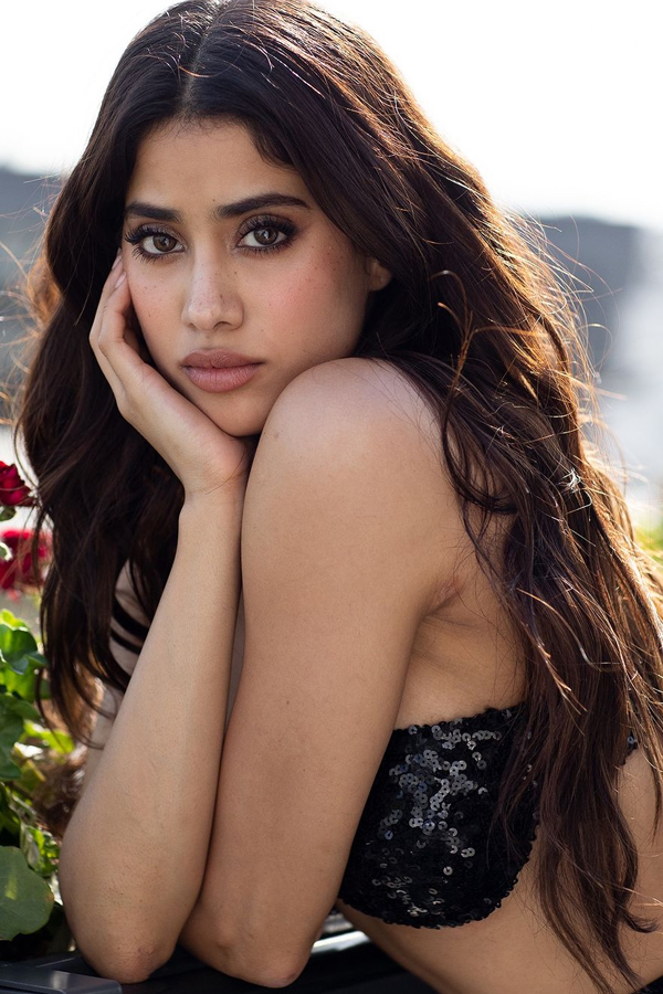 Janhvi-Kapoor-16.jpg 17