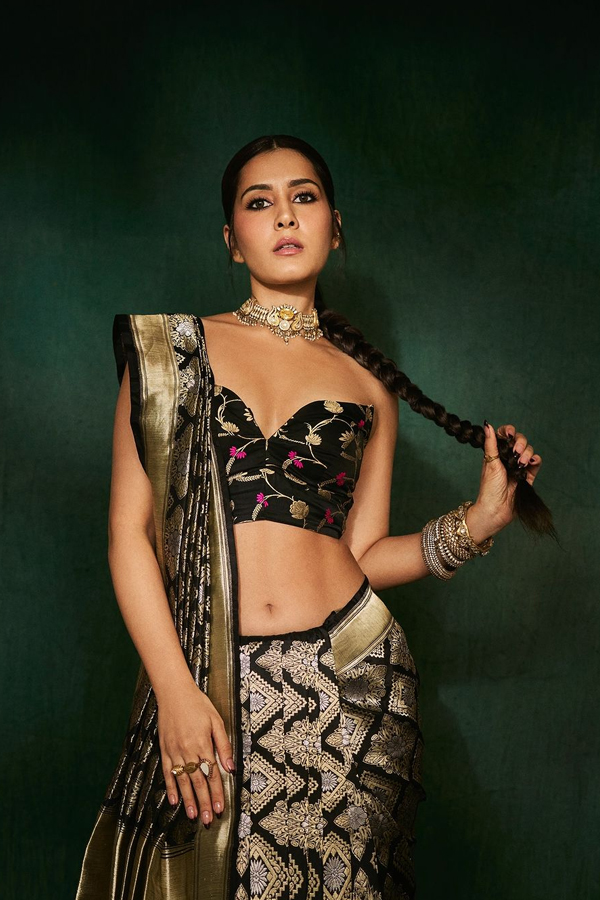 Raashi-Khanna-11.jpg 12