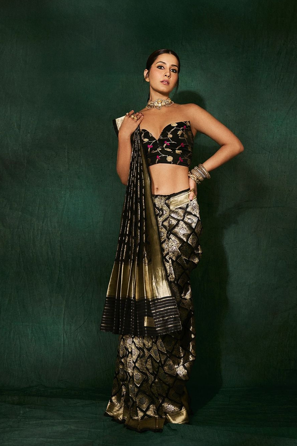 Raashi-Khanna-14.jpg 15