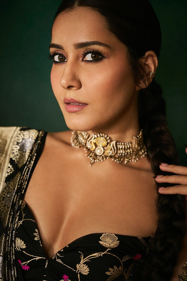 Raashi-Khanna-18.jpg 19
