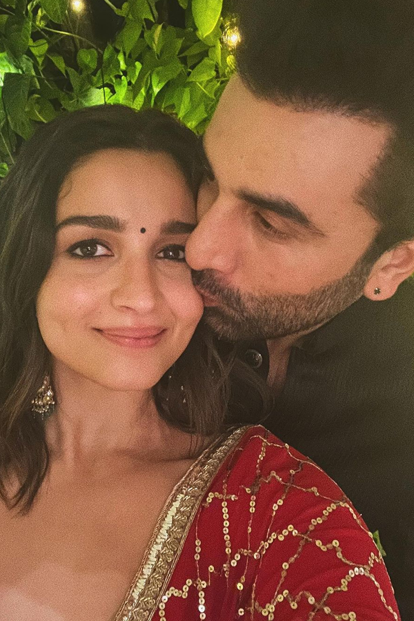 Alia-Bhatt_Ranbir-Kapoor-8.jpg 9