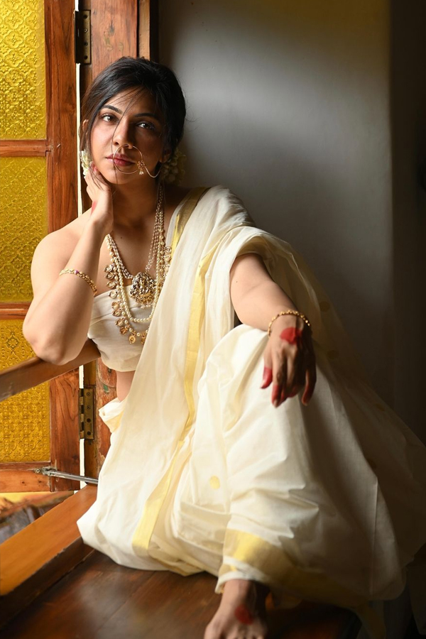 Madonna-B-Sebastian-1.jpg 2