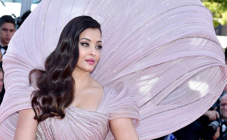 aishwaryarai.jpg