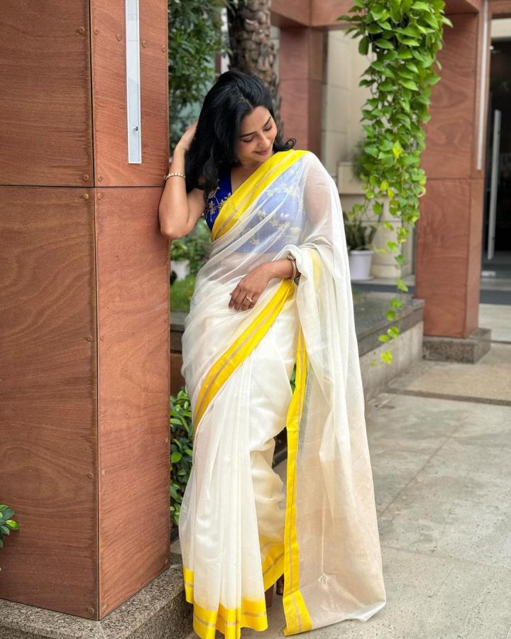 AishwaryaLekshmi-08.jpg 8