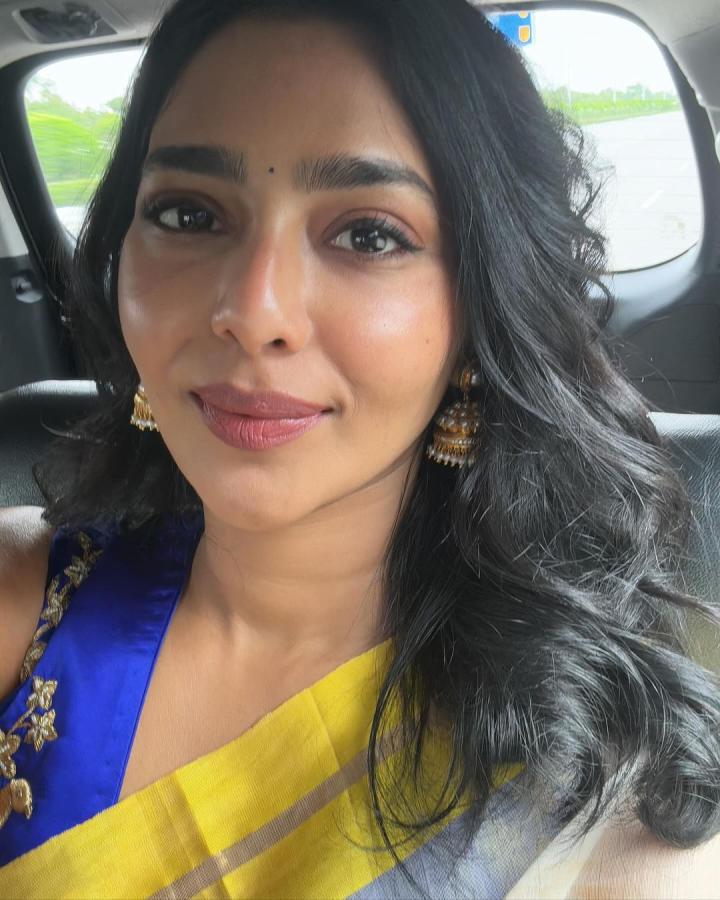 AishwaryaLekshmi-09.jpg 9