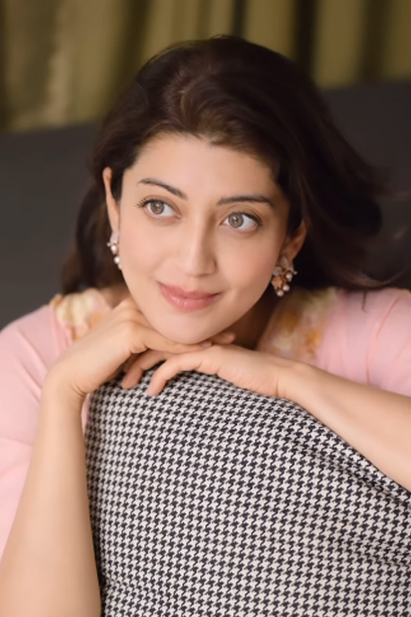 Pranita-Subhash-9.jpg 10