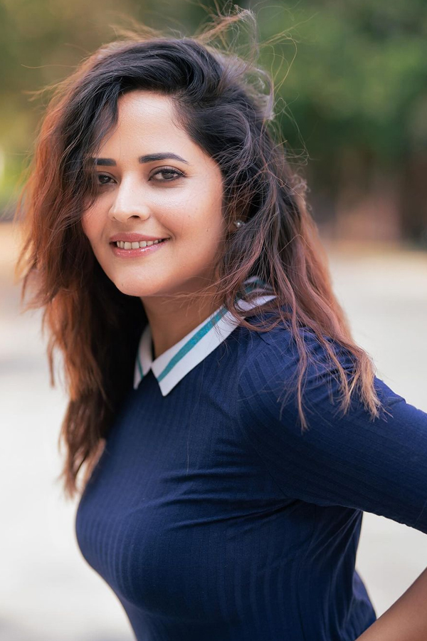 Anasuya-Bharadwaj-1.jpg 2