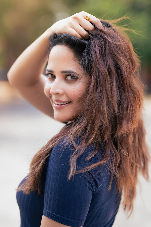Anasuya-Bharadwaj-2.jpg 3