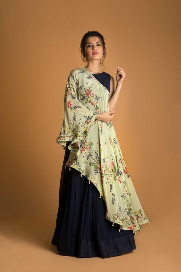 Fashion-2.jpg 3