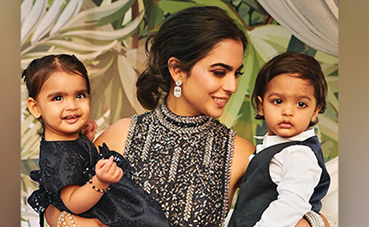 Isha_20Ambani_20says_20she_20had_20twins_20through_20IVF_20Photos_20_2817_29.jpg 5