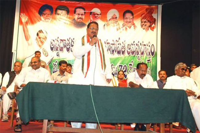 Senior_20congress_20leader_20dharmapuri_20srinivas_20rare_20photos_19.jpg 18