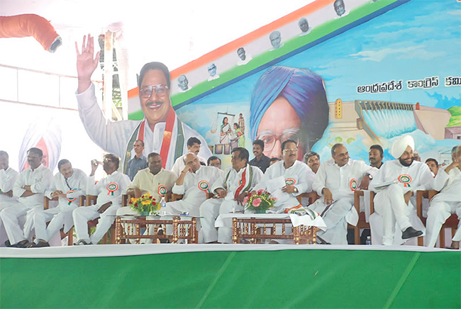 Senior_20congress_20leader_20dharmapuri_20srinivas_20rare_20photos_22.jpg 21