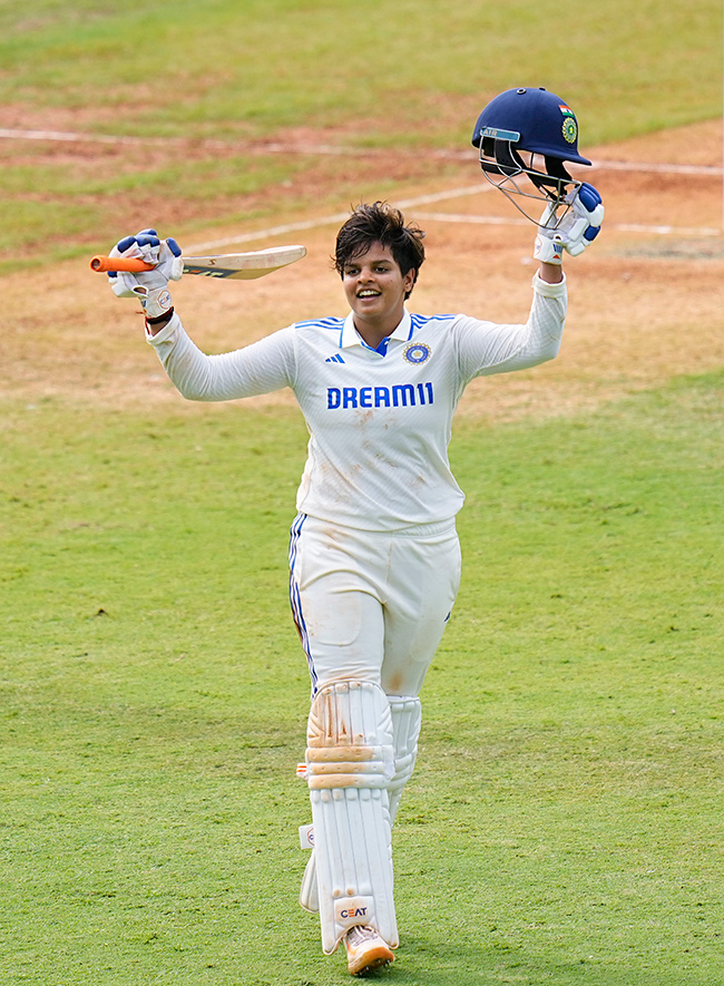 test_20cricket_20match_20between_20India_20Women_20and_20South_20Africa_20Women_20Photos__20_2811_29.jpg 11