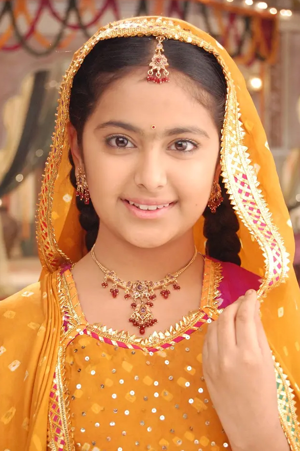 Avika-Gor-6_0.jpg 7