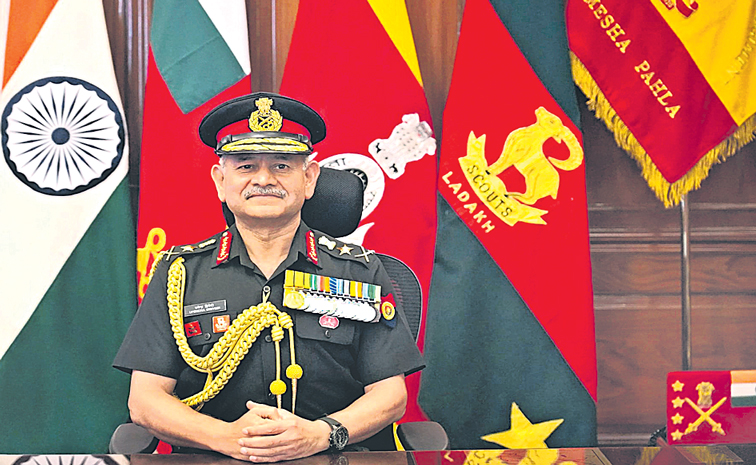ARMY-CHIEF.jpg