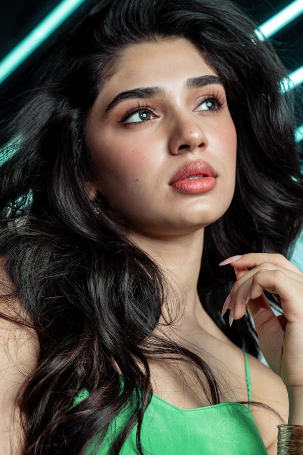Krithi-Shetty-11.jpg 12
