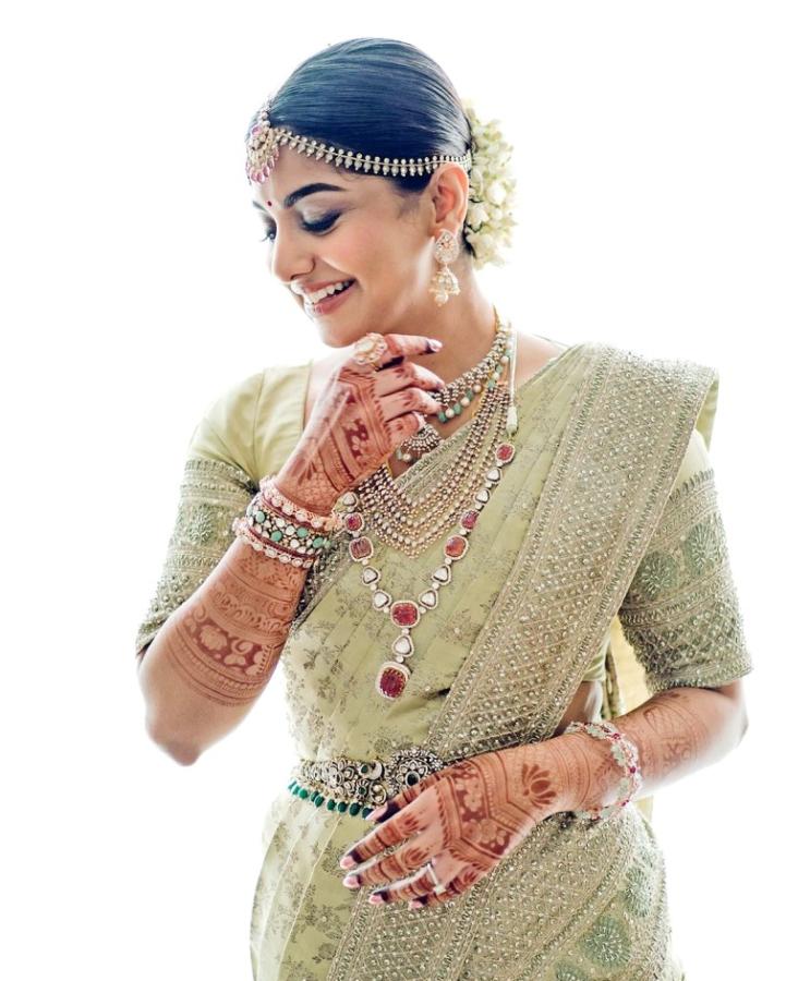 MeeraNandan-Sreeju-04.jpg 4