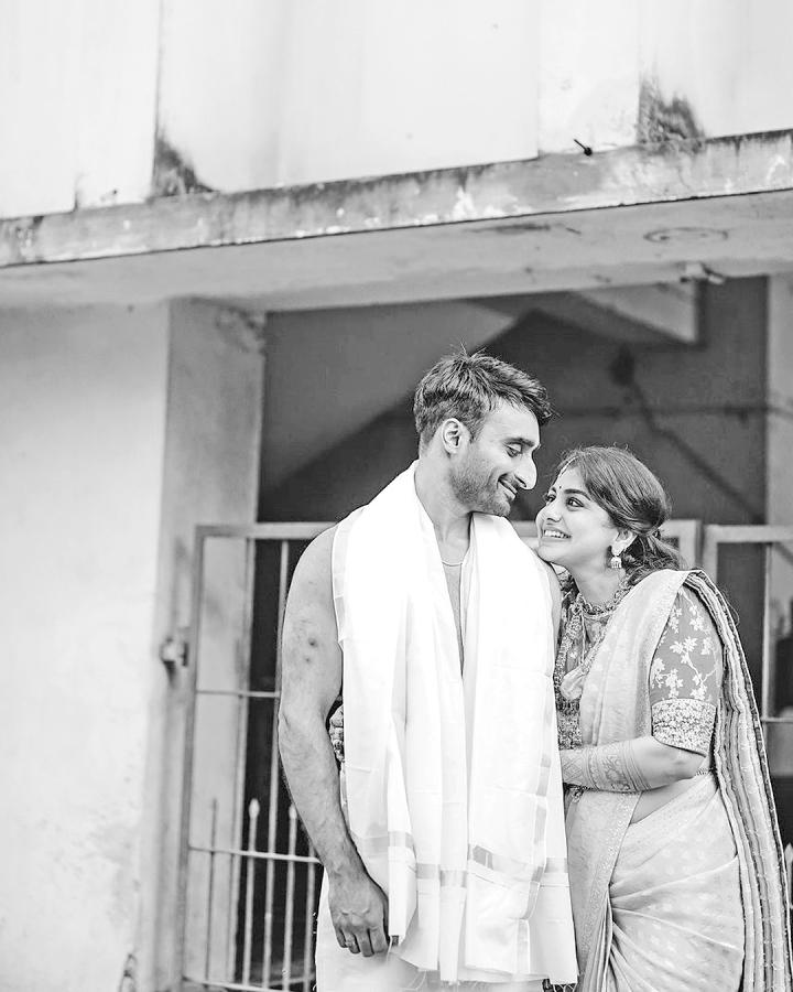 MeeraNandan-Sreeju-08.jpg 8