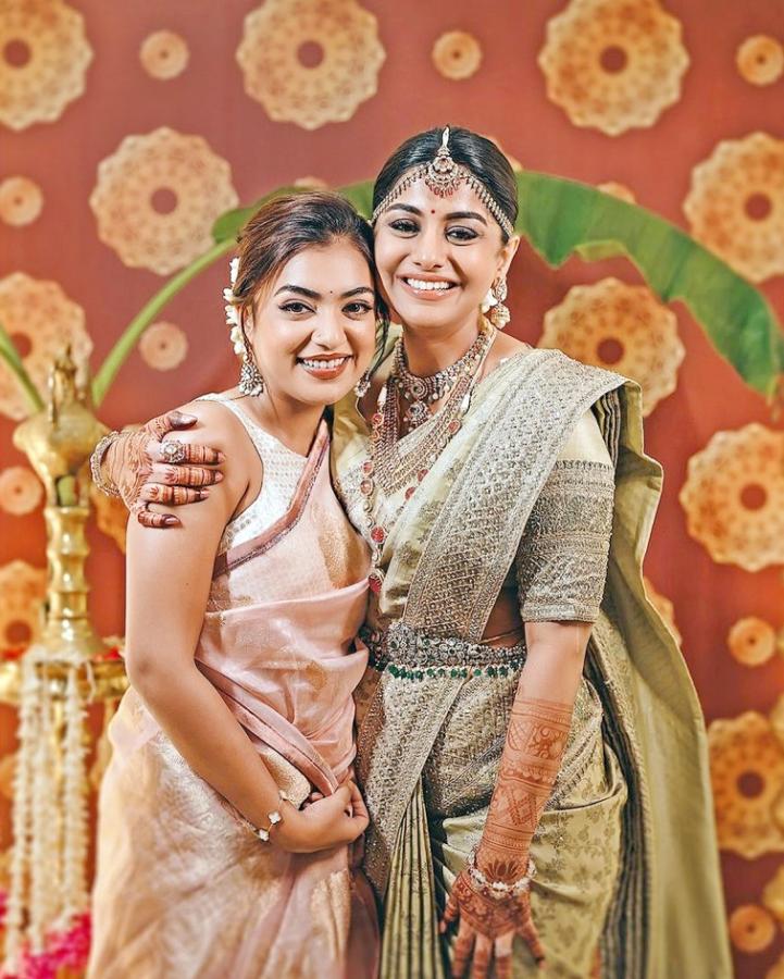 MeeraNandan-Sreeju-15.jpg 15