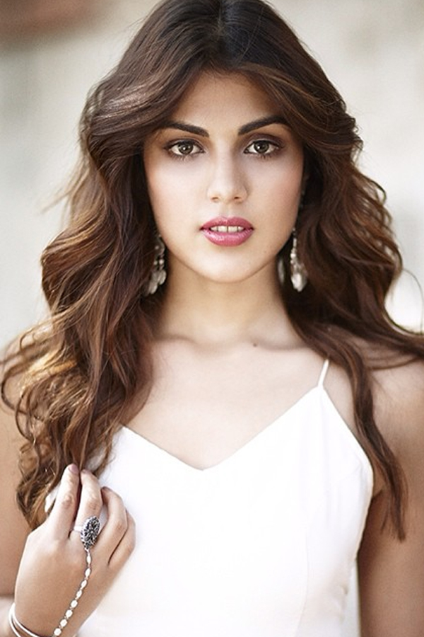 Rhea-Chakraborty-7.jpg 8