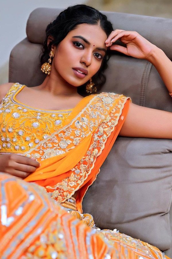 Shivani-Rajashekar-26.jpg 27