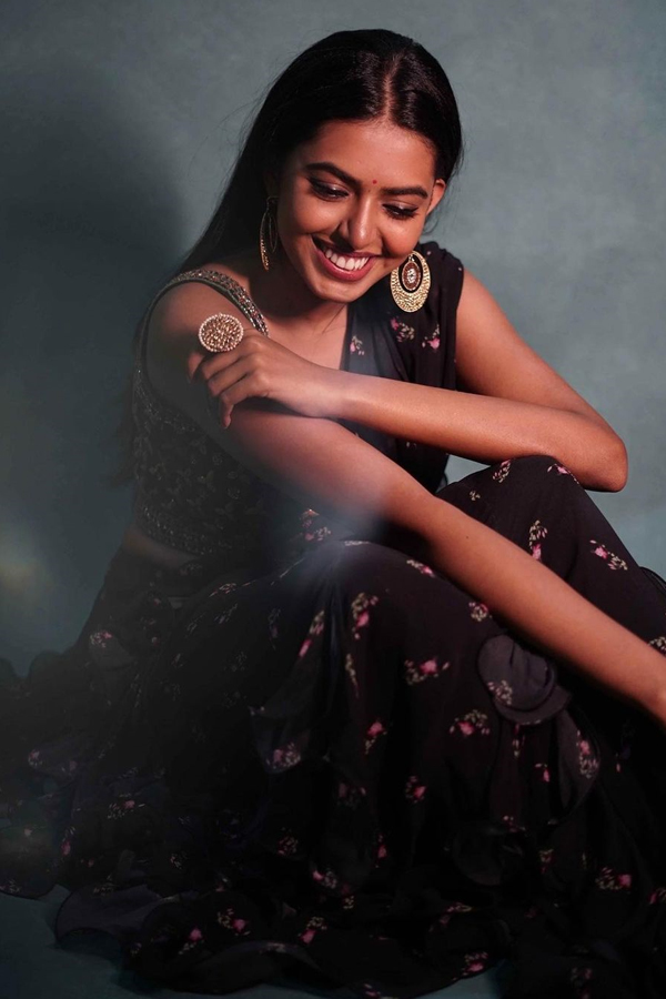 Shivani-Rajashekar-31.jpg 32