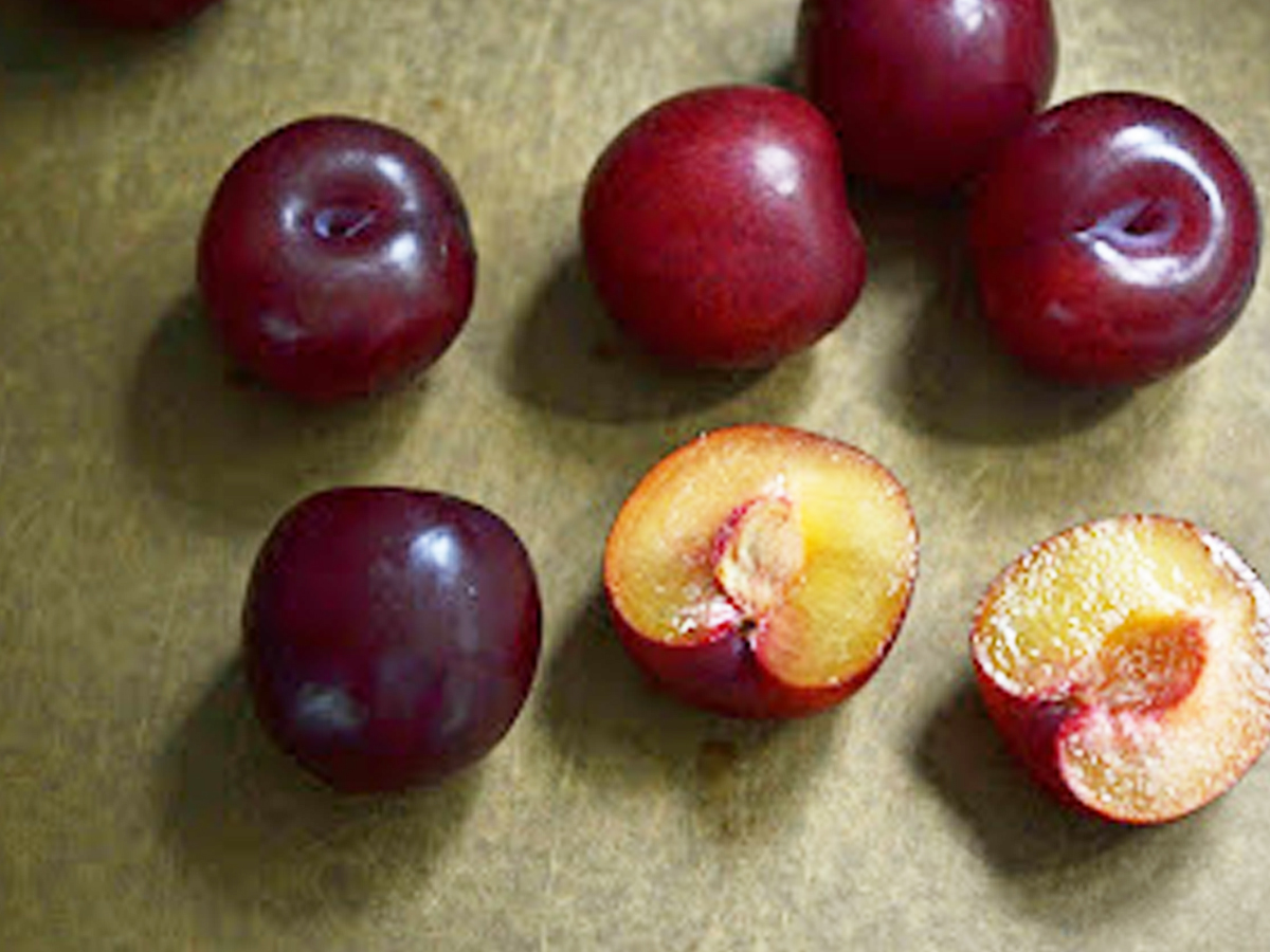 4.Plums_.jpg 5