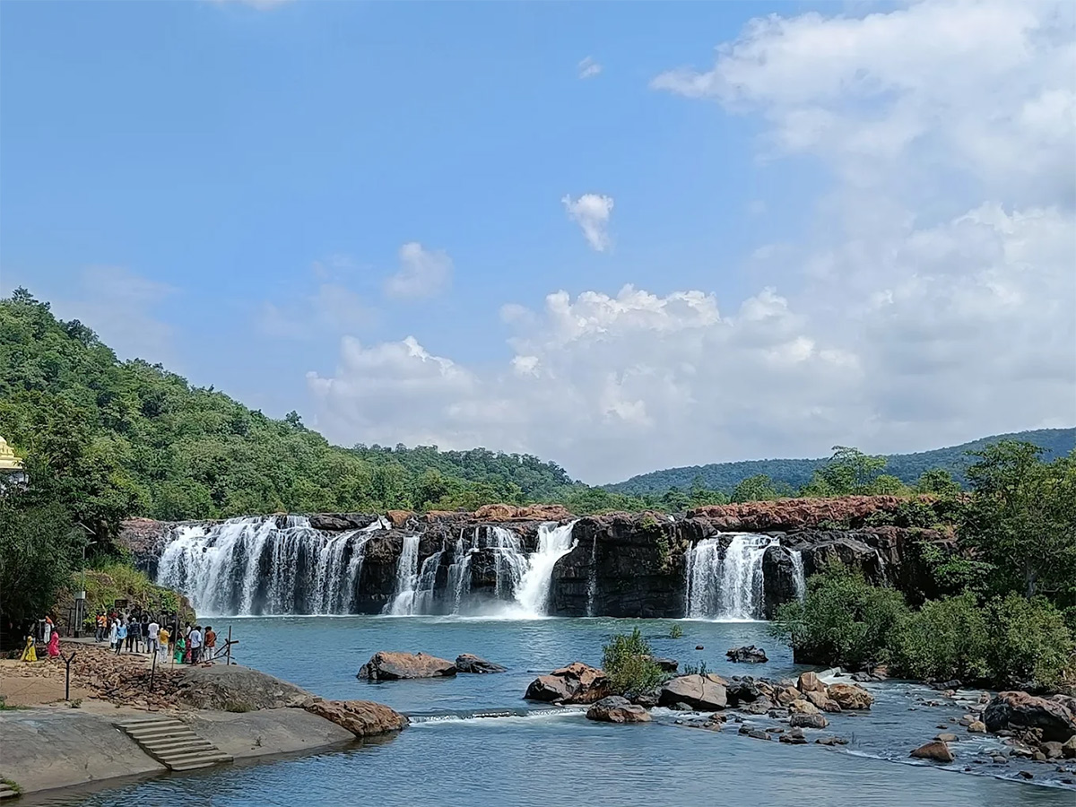 Bogatha_20Waterfall_20Photos_12.jpg 12