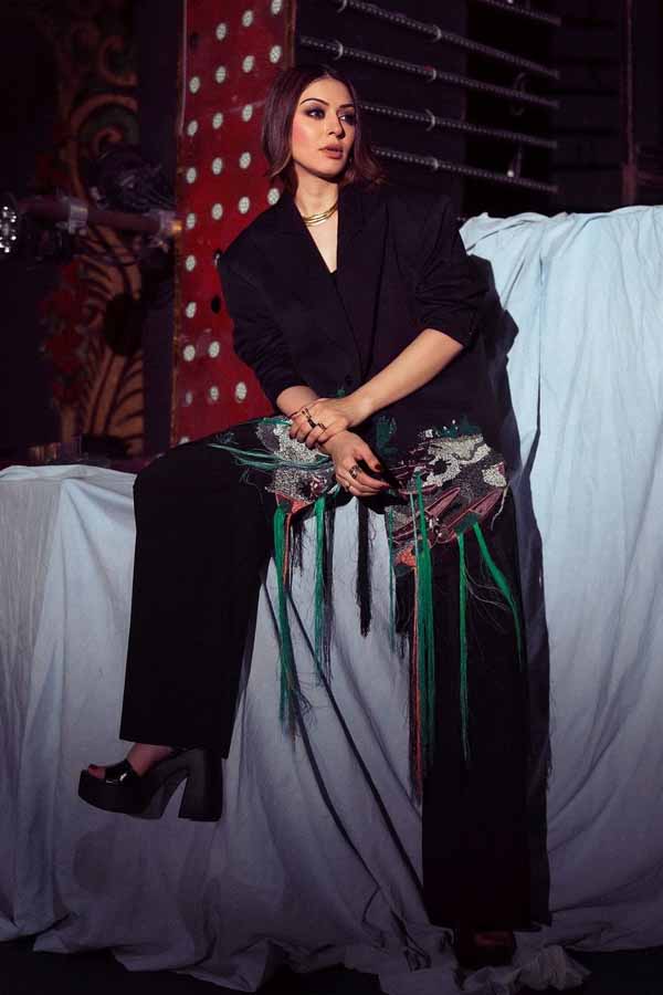 Hansika-Motwani-5.jpg 6