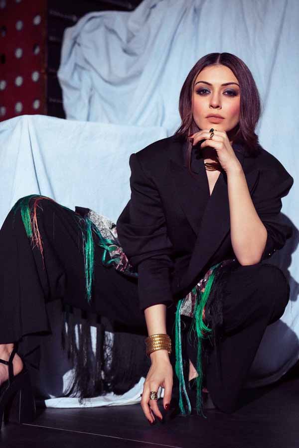 Hansika-Motwani-8.jpg 9