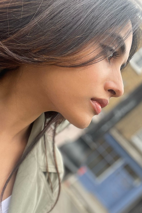 Priyanka-Arul-Mohan-3.jpg 2
