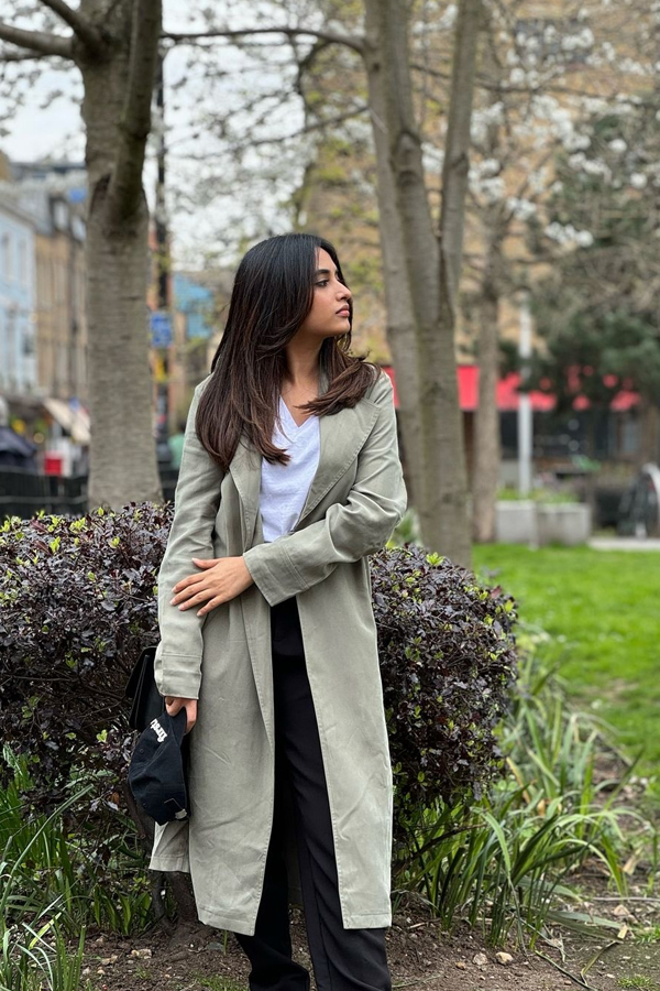 Priyanka-Arul-Mohan-8.jpg 9