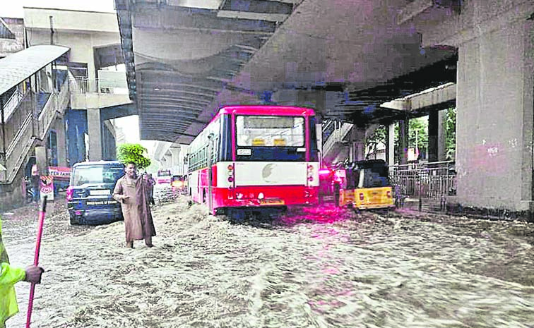 WATER-LOGGING-IN-HYDERABAD.jpg