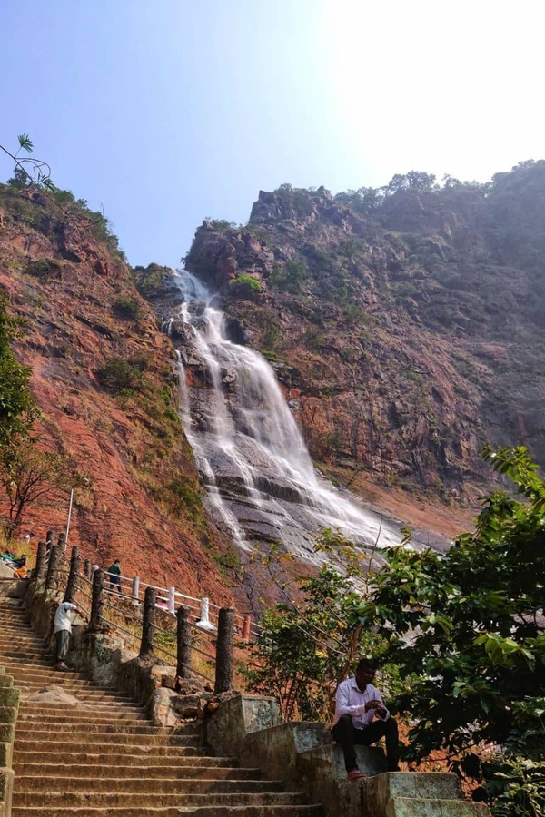 11.Khandadhar-Falls.jpg 12