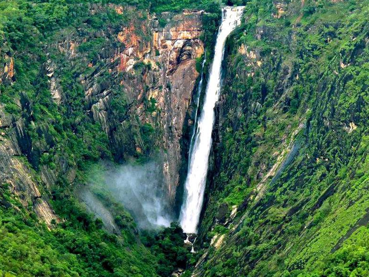 8.Thalaiyar-Falls.jpg 9