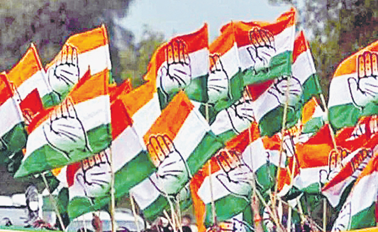 CONGRESS-PARTY-FLAGS-1.jpg