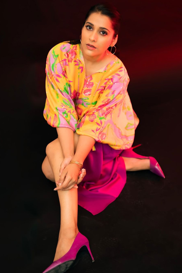 Rashmi-Gautam-11.jpg 12