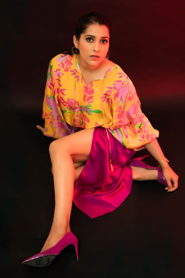Rashmi-Gautam-9.jpg 10