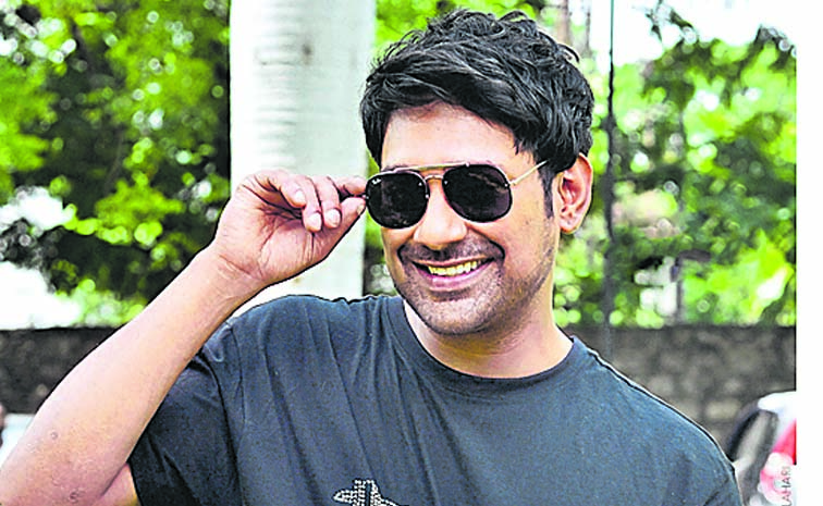 Varun_20Sandesh_20at_20Viraaji.jpg